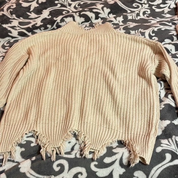 White sweater - Picture 2 of 2